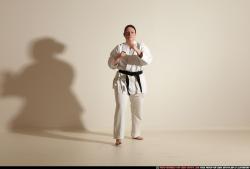 michelle-smax-air-front-kick