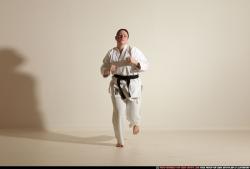 michelle-smax-air-front-kick