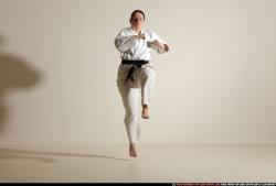 michelle-smax-air-front-kick