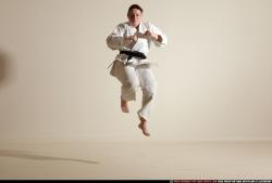 michelle-smax-air-front-kick