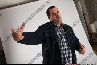 SLAVOJ POINTING1