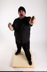 SLAVOJ_SLAVOJ MOBSTER-DUAL-GUNS-POSE2