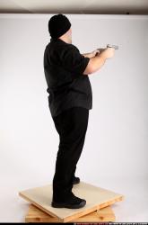 SLAVOJ_SLAVOJ MOBSTER-DUAL-GUNS-POSE2