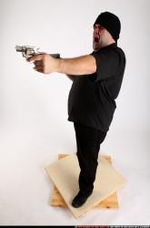 SLAVOJ_SLAVOJ MOBSTER-DUAL-GUNS-POSE2