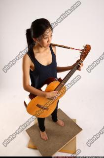 2012 03 NAOMI PLAYING GUITAR 07 A