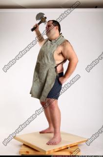 2012 03 SLAVOJ SMASH AXE 07 C