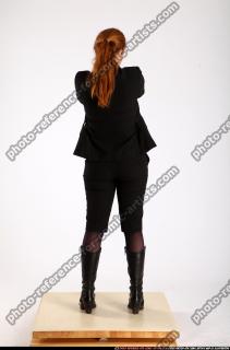 2012 04 NADIYA AIMING REVOLVER 04 B