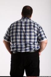 SLAVOJ STANDING REVOLVER IDLE