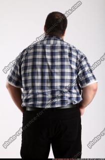 2012 05 SLAVOJ STANDING REVOLVER IDLE 04