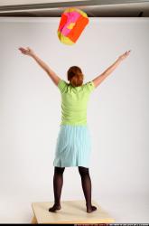 nadiya-throwing-ball