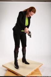 nadiya-threatening-revolver