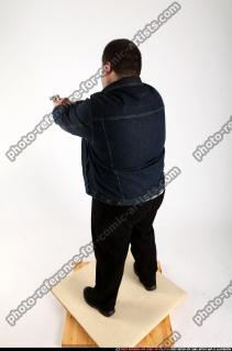 2013 01 SLAVOJ REVOLVER AIMING 03 A