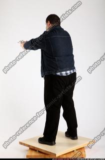 2013 01 SLAVOJ REVOLVER AIMING 03 B