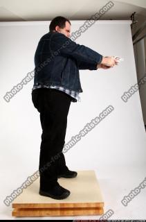 2013 01 SLAVOJ REVOLVER AIMING 06 C