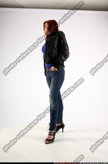 2013 07 NINA DAIKATANA POSE2 06 C