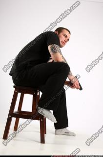 2013 09 ALEX SITTING PISTOL POSE1 02 C