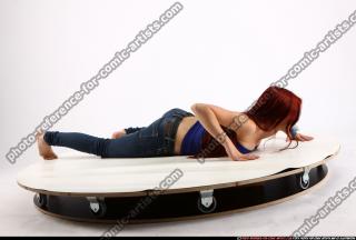 2013 09 NINA CRAWLING KNIFE 02