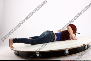 2013 09 NINA CRAWLING KNIFE 03