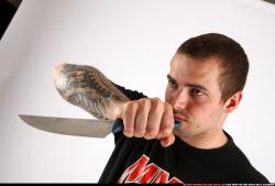 alex-knife-front-attack