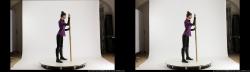 3d-stereoscopic-inna-standing-pole-pose