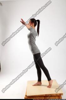 2014 01 PEGGY FITNESS POSE1 02