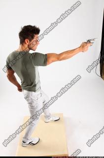 2014 02 ROLAND STANDING SHOOTING REVOLVER 06 A