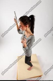 2014 03 PEGGY DOUBLE GUNS POSE2 02 A