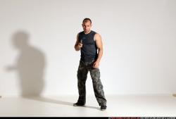 Smax-streetfighter-knife-front-stab