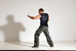 Smax-streetfighter-knife-front-stab