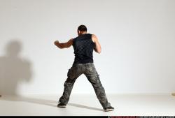 Smax-streetfighter-knife-front-stab