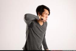 keiji-knife-teeth-pose