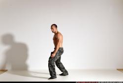 smax-streetfighter-jump-shooting-ak47