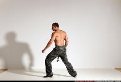 smax-streetfighter-jump-shooting-ak47