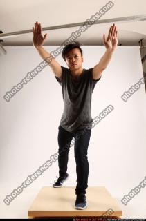 2014 07 JERALD STANDING PUSHING 00 C