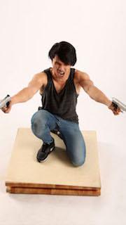 keiji-dual-pistols-pose1