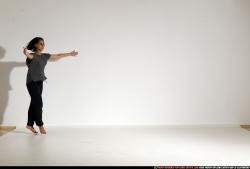 smax-angelica-dance-jump-split