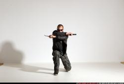 smax-streetfighter-dual-guns-pose1