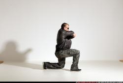 smax-streetfighter-dual-guns-pose1