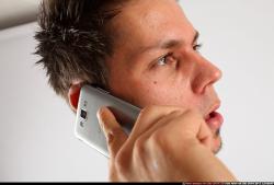 lukas-smartphone-poses