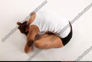 2014 10 AMY YOGA POSE2 02 A