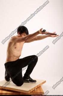 2014 10 KEIJI HOLDING FLINTLOCK 07 B