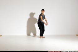 smax-angelica-dance-small-handstand