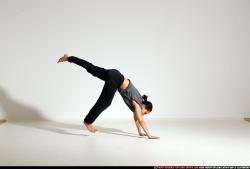 smax-angelica-dance-small-handstand