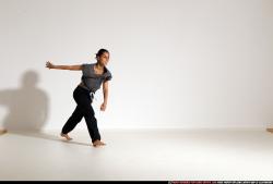 smax-angelica-dance-small-handstand