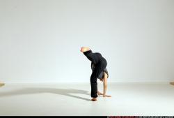 smax-angelica-dance-small-handstand