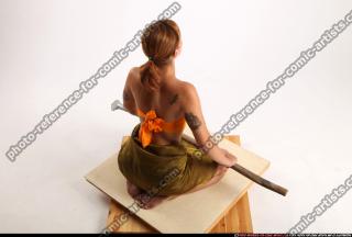 2014 12 AMY PREHISTORIC SITTING NEUTRAL POSE SPEAR 05 A