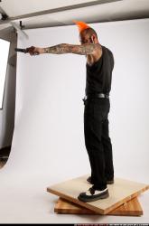 edgar-dual-pistols-pose3