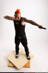 edgar-dual-pistols-pose3