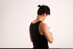 Jerald-mob-reloading-uzi