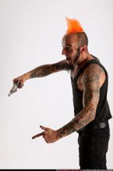 edgar-revolver-pointing